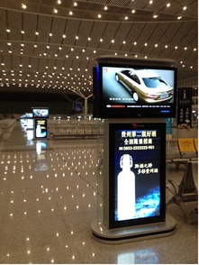 數(shù)字視覺(jué)新紀(jì)元 多媒體廣告終端全解析與施耐科技的行業(yè)角色